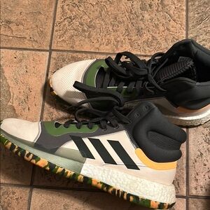 Adidas Men’s ' Green and Black Sneakers
